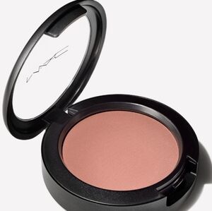 MAC Gingerly Sheertone Blush